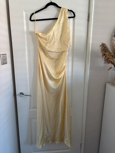 Six stories one shoulder satin - six,