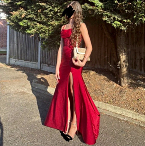 Hermione prom red - hermione,