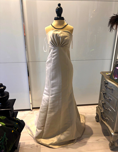 Handmade bridesmaid prom